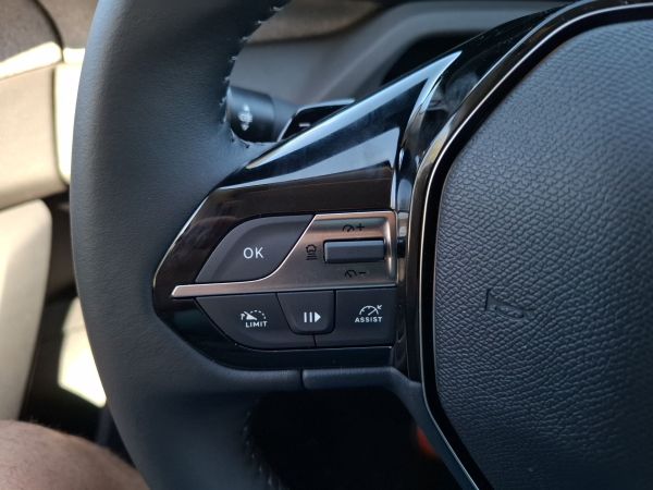 peugeot-308-sw-2026-diesel-1499cc