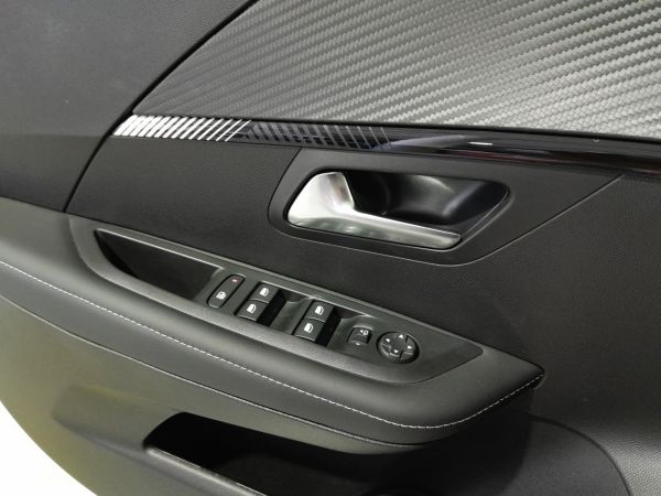 peugeot-208-2025-eletrico-0cc