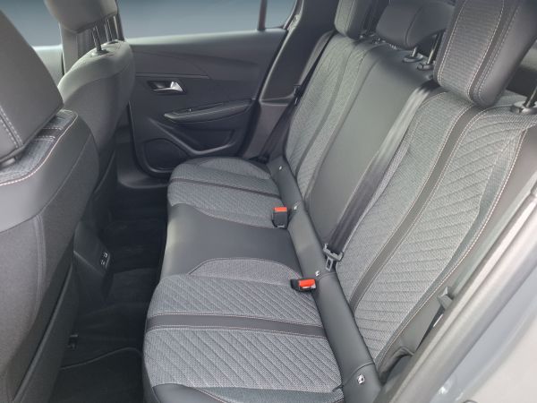 peugeot-208-2025-eletrico-0cc