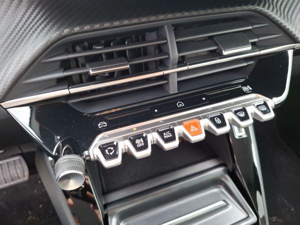 peugeot-208-2025-eletrico-0cc