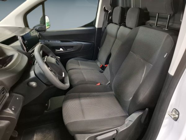 peugeot-partner-2025-diesel-1499cc