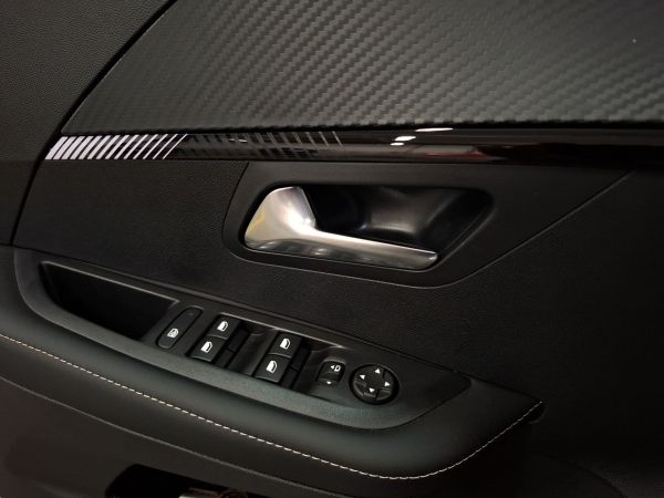 peugeot-208-2025-eletrico-0cc