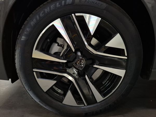peugeot-208-2025-eletrico-0cc