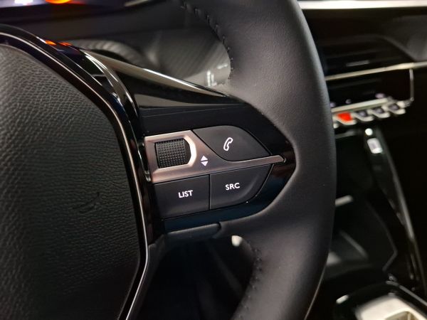 peugeot-208-2026-gasolina-1199cc