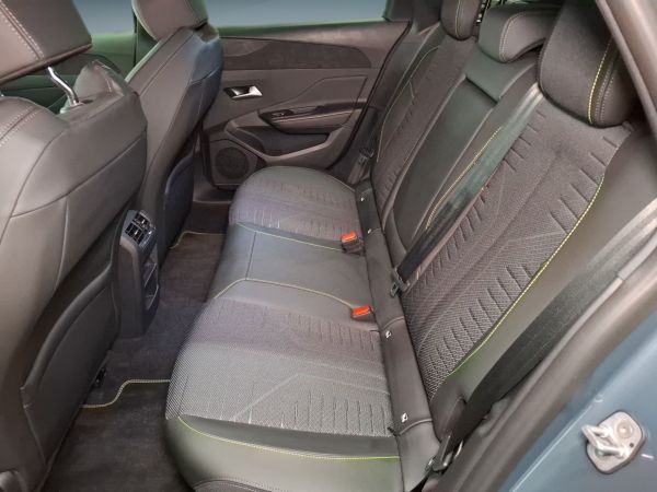 peugeot-308-sw-2025-gasolina-1199cc