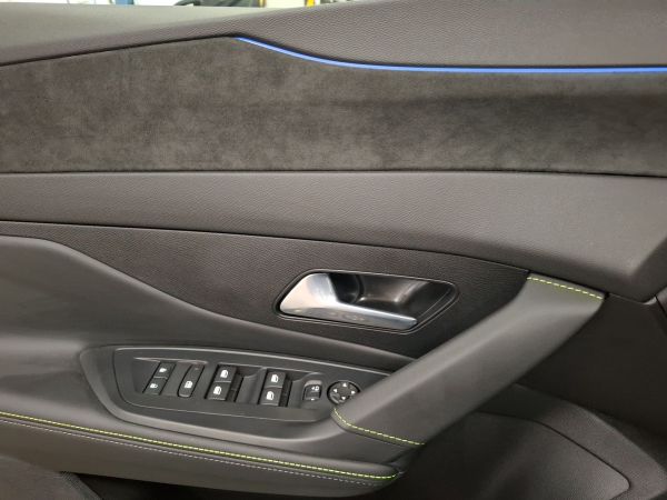 peugeot-308-sw-2025-gasolina-1199cc