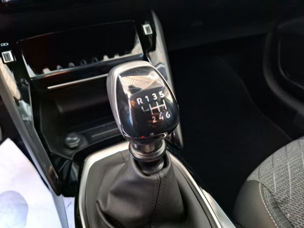 peugeot-208-2026-gasolina-1199cc