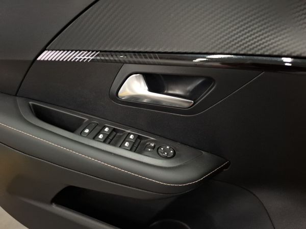 peugeot-208-2026-gasolina-1199cc