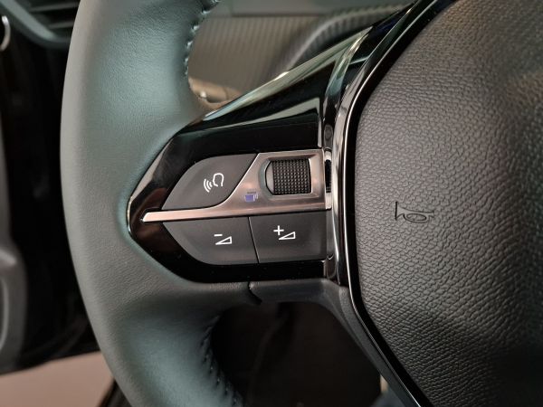 peugeot-208-2025-eletrico-0cc