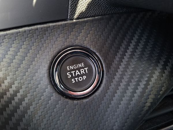 peugeot-208-2022-eletrico-0cc