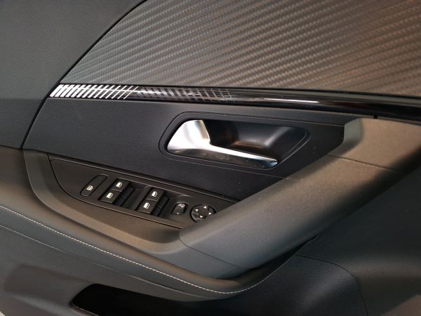 peugeot-2008-2025-eletrico-0cc