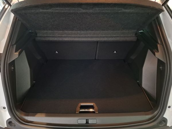 peugeot-2008-2025-eletrico-0cc