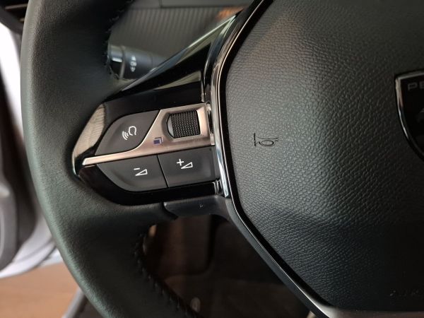 peugeot-e-208-2025-eletrico-0cc