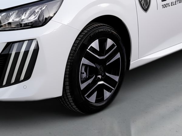 peugeot-208-2025-eletrico-0cc