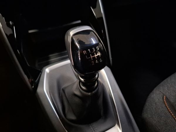 peugeot-2008-2025-gasolina-1199cc