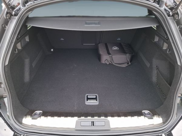 peugeot-508-2025-hibrido-1598cc
