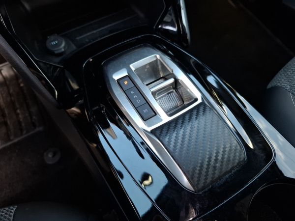 peugeot-2008-2025-gasolina-1199cc