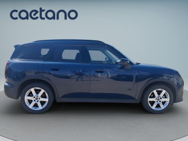 mini-countryman-2025-diesel-1995cc
