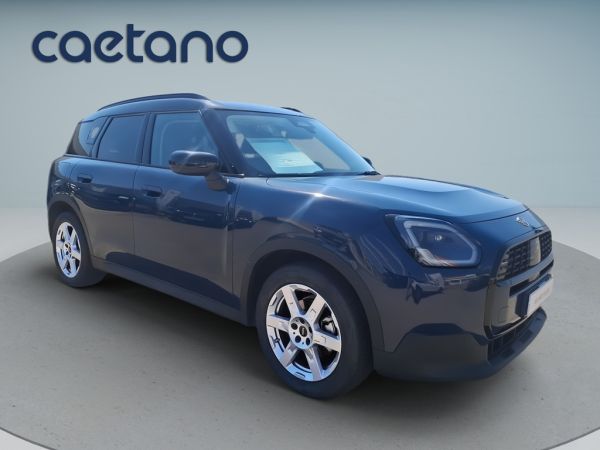 mini-countryman-2025-diesel-1995cc