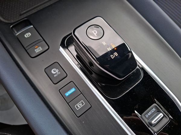 nissan-qashqai-2025-gasolina-1497cc