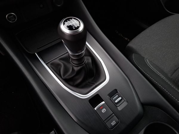 nissan-qashqai-2024-gasolina-1332cc
