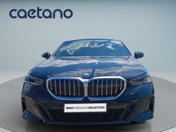 bmw-serie-5-2025-hibrido-1998cc