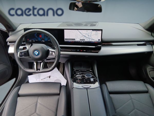 bmw-serie-5-2025-hibrido-1998cc