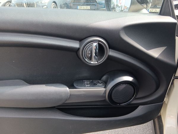 mini-cooper-2019-diesel-1496cc