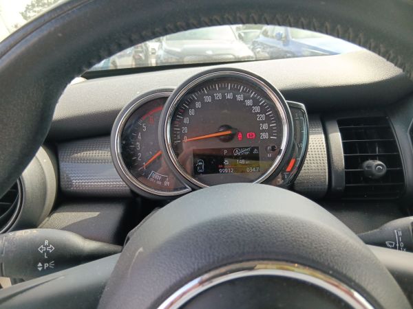 mini-cooper-2019-diesel-1496cc