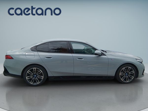 bmw-serie-i-2024-eletrico-0cc