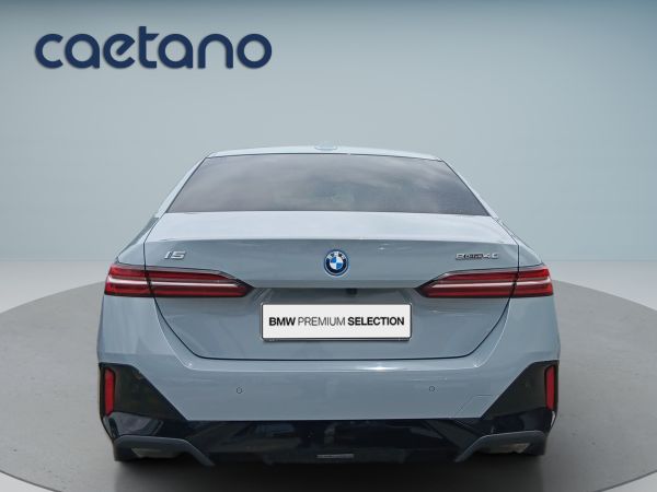 bmw-serie-i-2024-eletrico-0cc