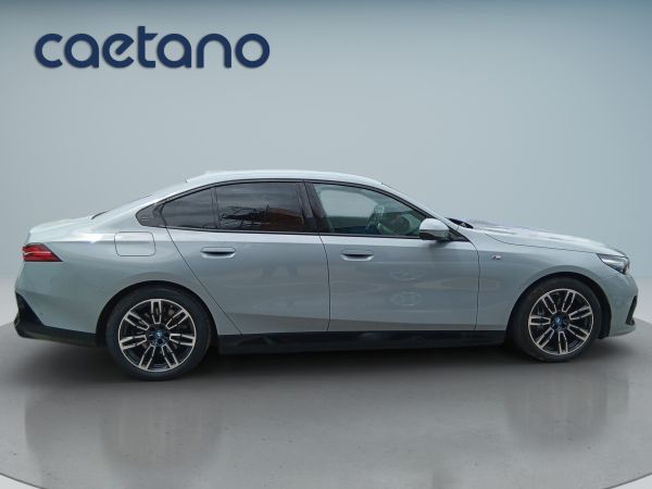 bmw-serie-i-2024-eletrico-0cc