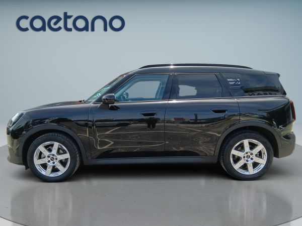 mini-countryman-2025-diesel-1995cc