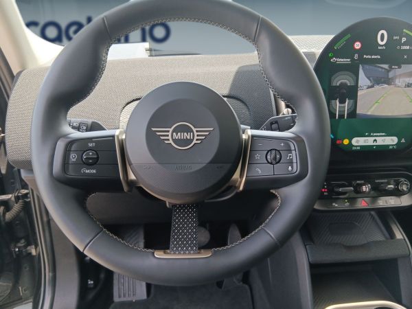mini-countryman-2025-diesel-1995cc