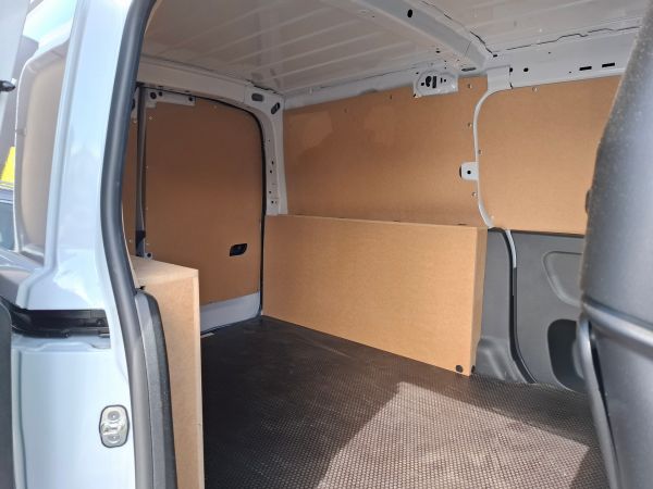 opel-combo-2025-diesel-1499cc