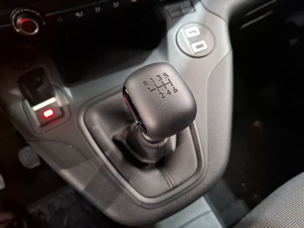 opel-combo-2025-diesel-1499cc