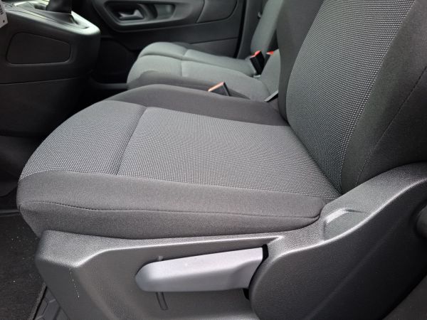 opel-combo-2025-diesel-1499cc