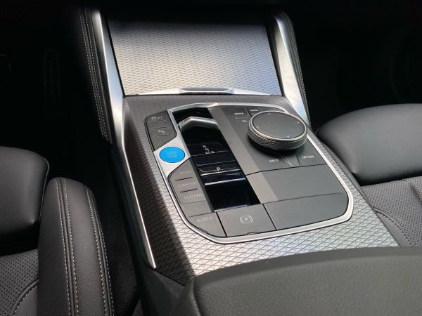 bmw-i4-2025-eletrico-0cc
