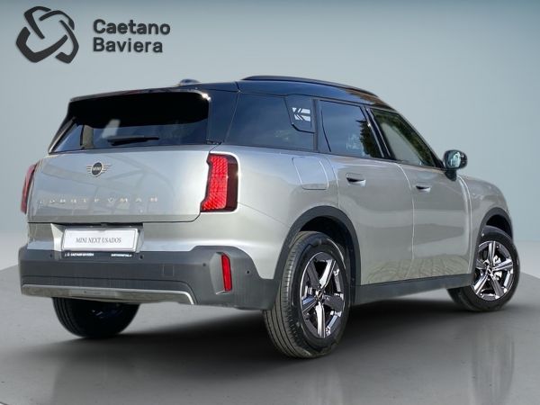 mini-countryman-2024-diesel-1995cc