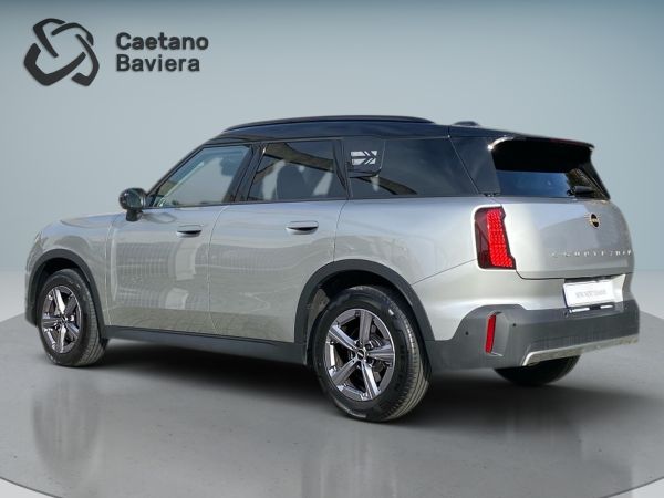 mini-countryman-2024-diesel-1995cc