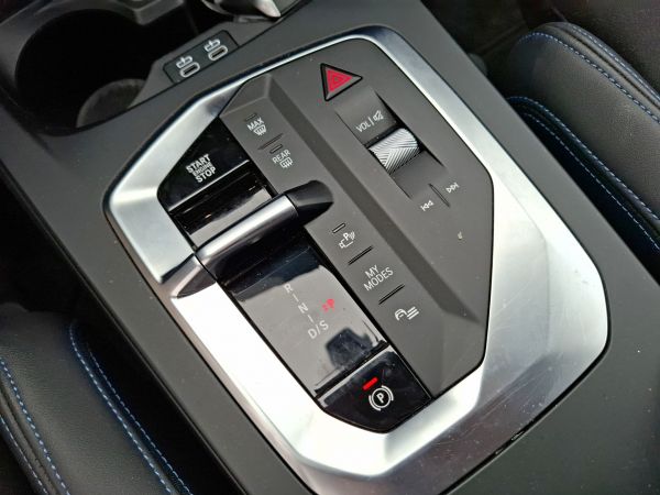 bmw-serie-1-2025-gasolina-1499cc