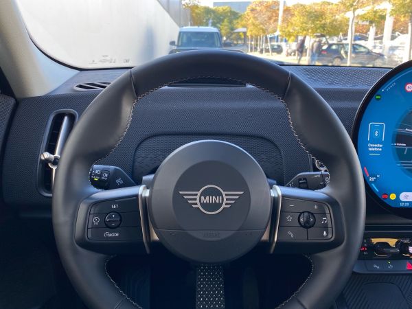 mini-countryman-2025-diesel-1995cc