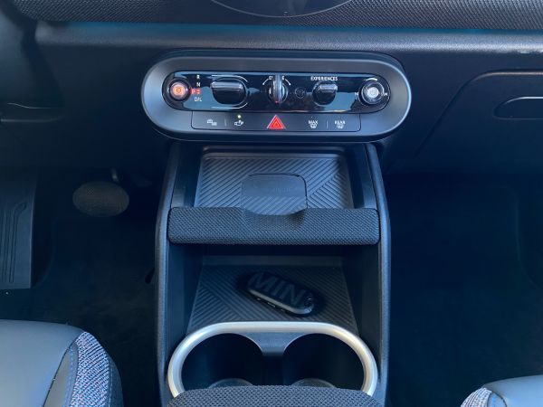 mini-countryman-2025-diesel-1995cc