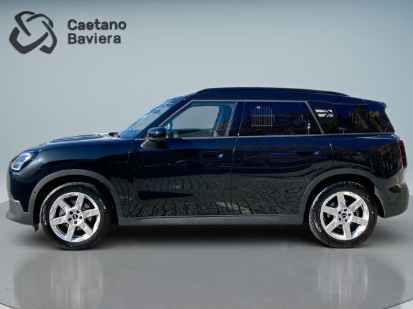 mini-countryman-2025-diesel-1995cc