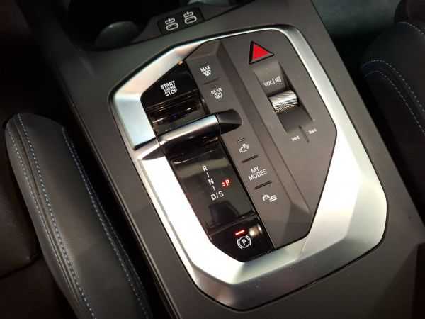bmw-serie-1-2025-gasolina-1499cc