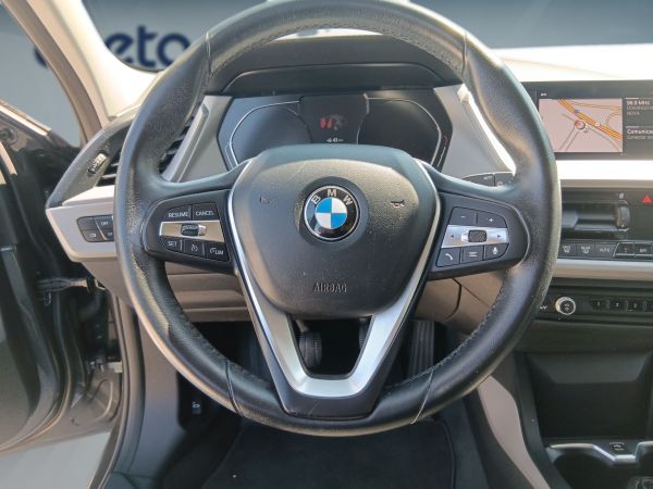 bmw-serie-1-2021-diesel-1496cc
