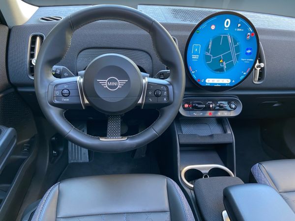 mini-countryman-2025-diesel-1995cc
