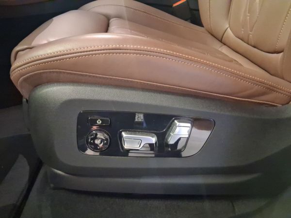 bmw-x7-2021-diesel-0cc