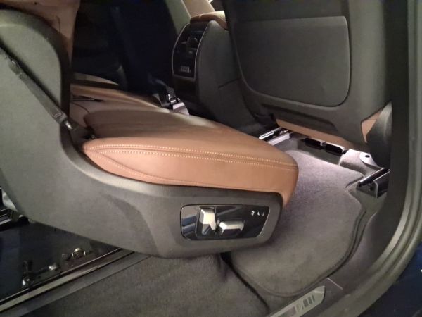 bmw-x7-2021-diesel-0cc