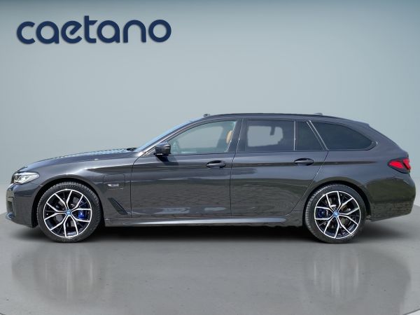 bmw-serie-5-2024-hibrido-1998cc